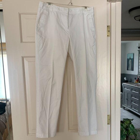 2/$20 - Lord & Taylor White Ankle Pants - Size 8 - Picture 1 of 8